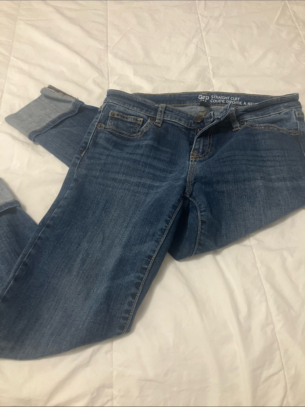 Gap straight cuff capris